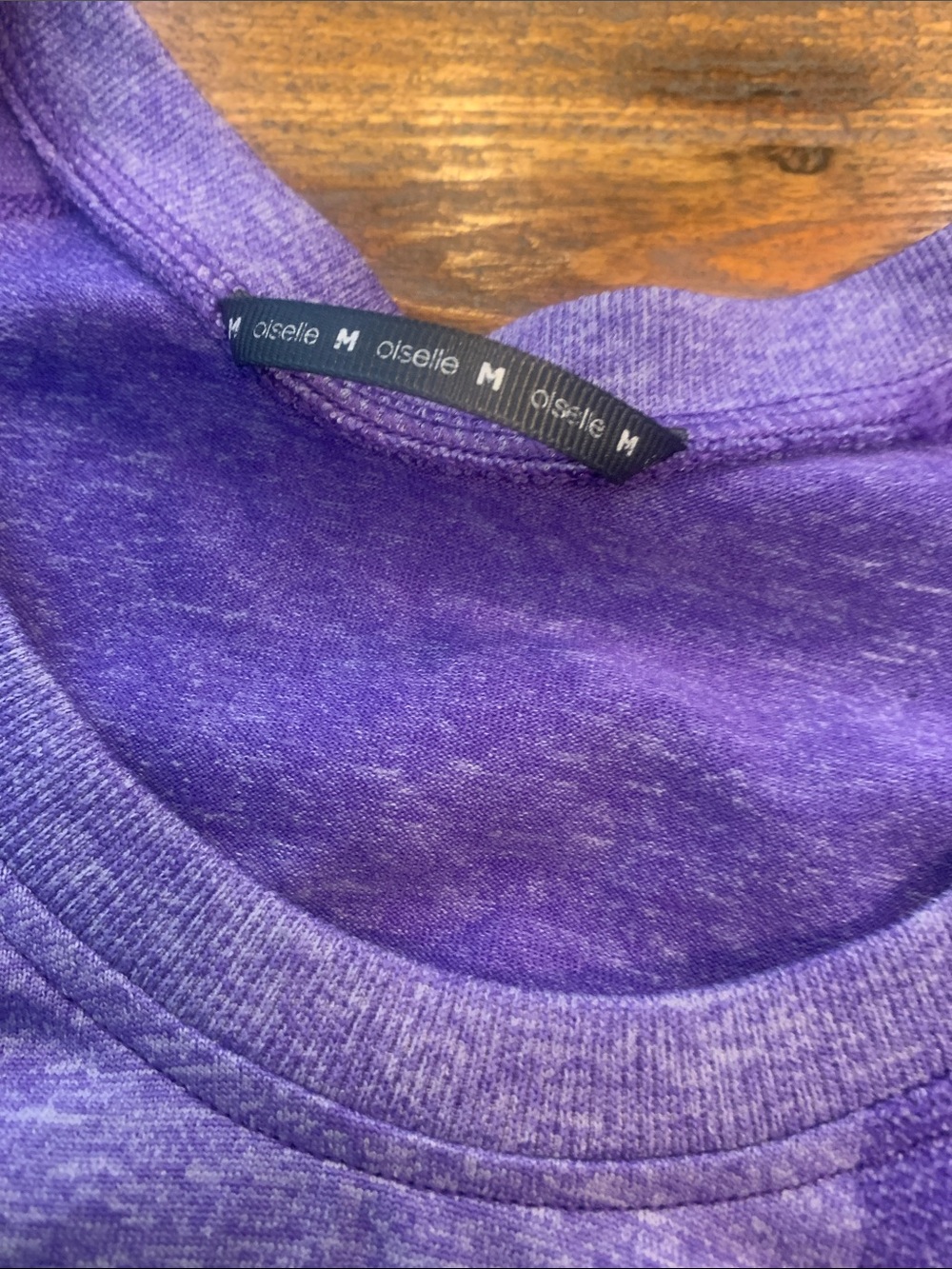 Oiselle “fly” workout top. Women’s medium. - Picture 2 of 10
